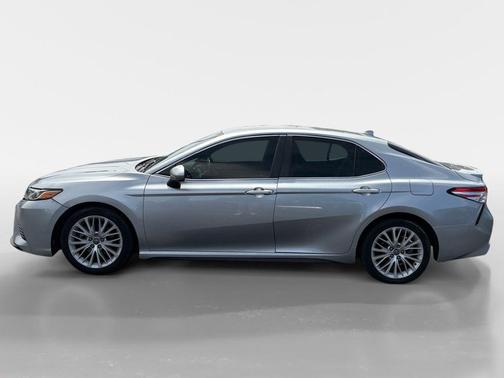Ruby Flare Pearl 2018 Toyota Camry SE
