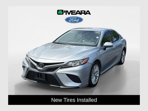 Ruby Flare Pearl 2018 Toyota Camry SE