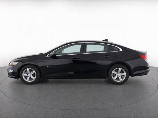 Mosaic Black Metallic 2024 Chevrolet Malibu LT