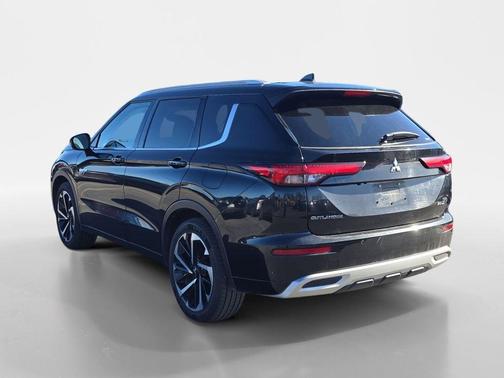 2024 Mitsubishi Outlander PHEV SEL