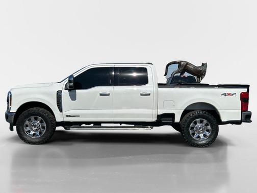 White Metallic 2024 Ford F-250 Lariat