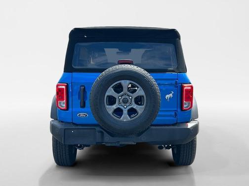 Velocity Blue Metallic 2024 Ford Bronco Big Bend