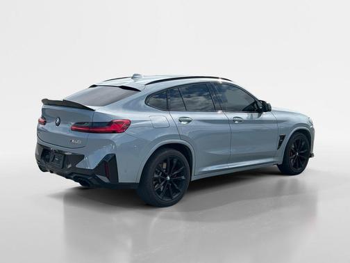 Brooklyn Gray Metallic 2022 BMW X4 M40i