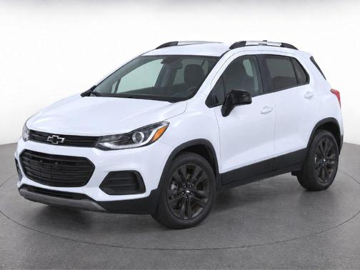 Summit White 2021 Chevrolet Trax LT