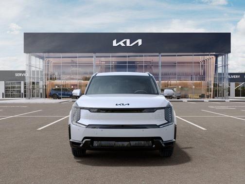 Glacial White Pearl 2026 Kia EV9 Land