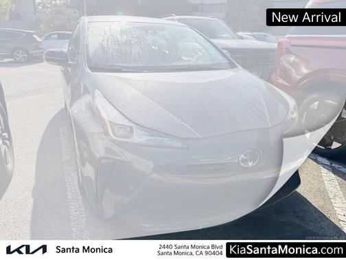 2022 Toyota Prius LE