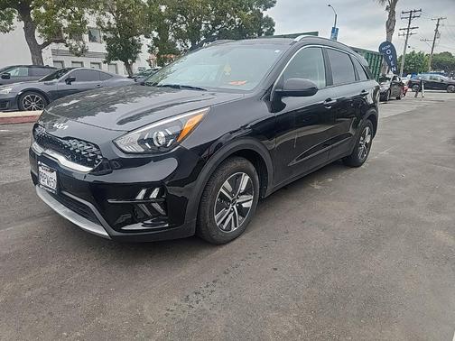 2022 Kia Niro LXS