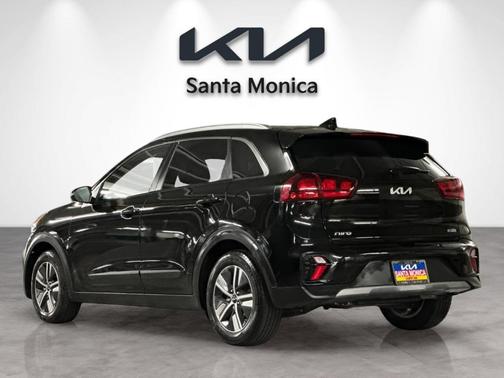 2022 Kia Niro LXS