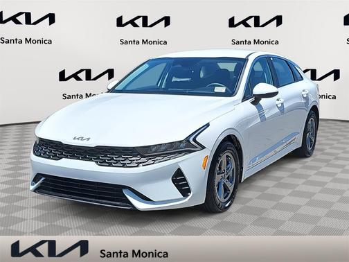 2022 Kia K5 LXS