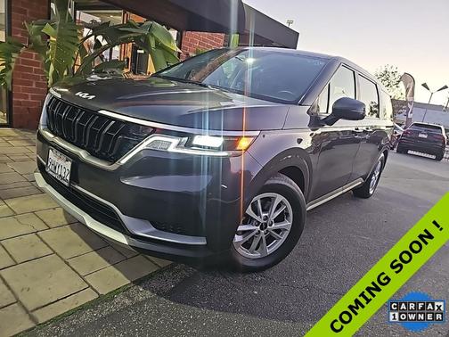 2024 Kia Carnival LX