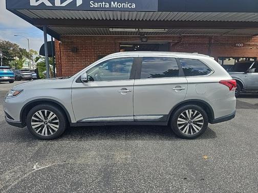 2019 Mitsubishi Outlander 