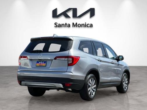 Lunar Silver Metallic 2019 Honda Pilot EX
