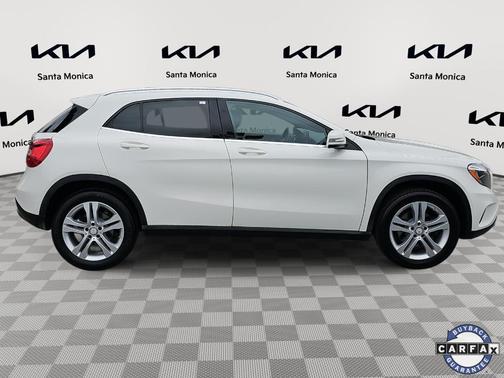 2017 Mercedes-Benz GLA 250 Base