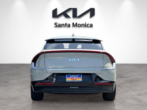 Glacier 2023 Kia EV6 Wind
