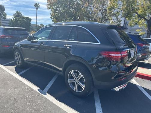 2019 Mercedes-Benz GLC 300 Base