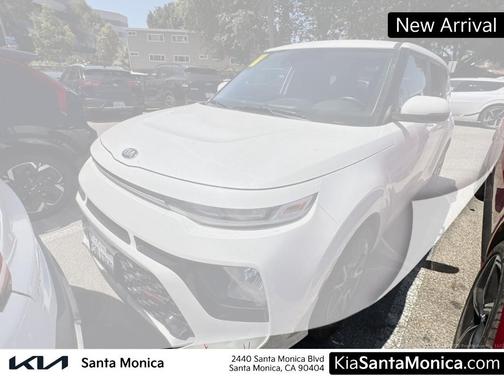 Snow White Pearl 2021 Kia Soul GT-Line 2.0L