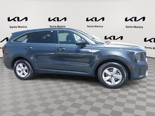 2025 Kia Sorento LX