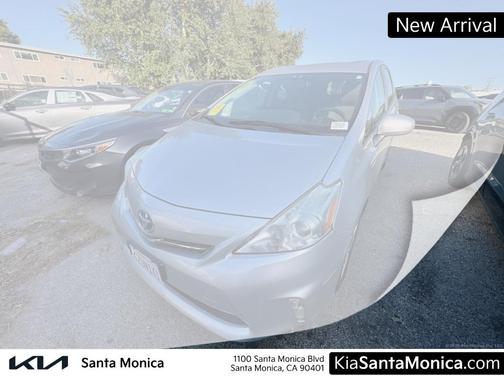 Classic Silver Metallic 2013 Toyota Prius v Two