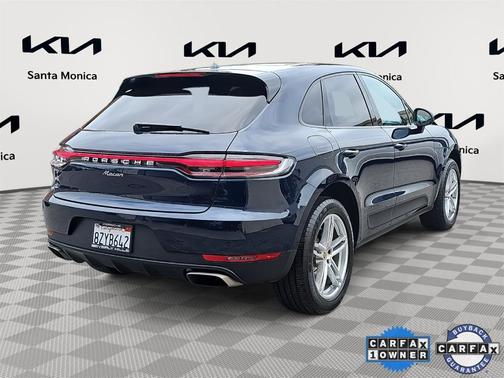 2021 Porsche Macan Base