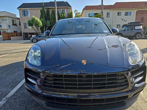 2021 Porsche Macan Base