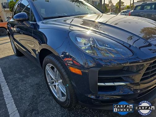 2021 Porsche Macan Base