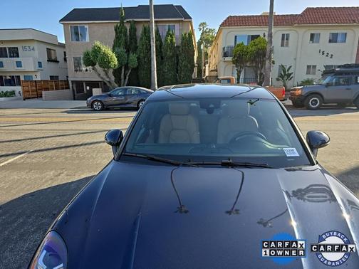 2021 Porsche Macan Base
