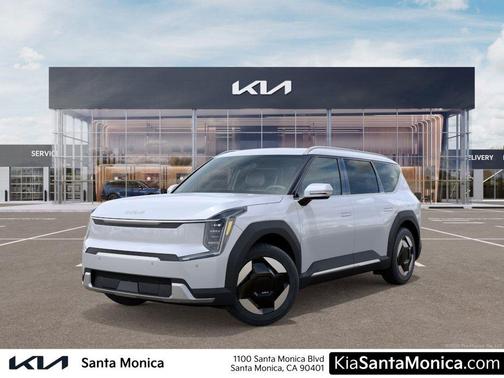 Glacial White Pearl 2026 Kia EV9 Wind