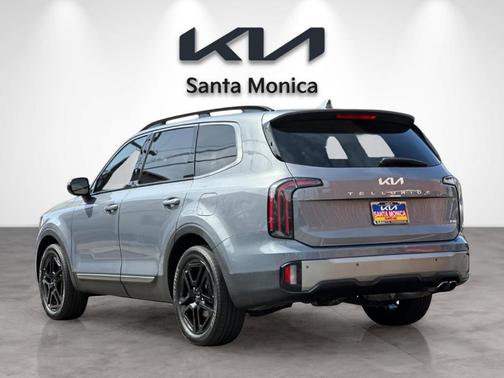 Everlasting Silver 2023 Kia Telluride SX X-Line