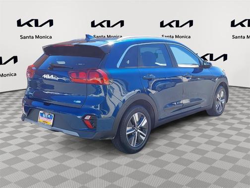 2022 Kia Niro LXS