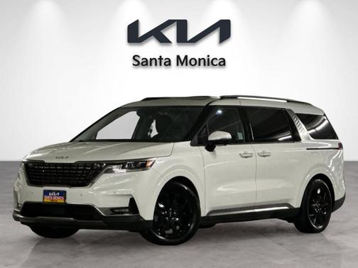Snow White Pearl 2023 Kia Carnival SX Prestige