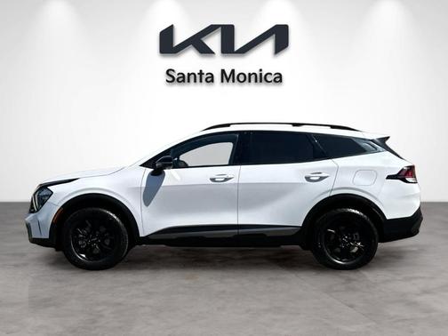 Glacial White Pearl 2023 Kia Sportage X-Pro