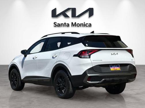 Glacial White Pearl 2023 Kia Sportage X-Pro