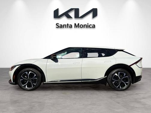 Glacier 2023 Kia EV6 Wind