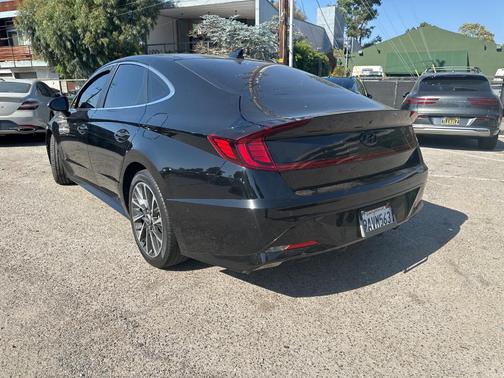 2022 Hyundai SONATA Limited