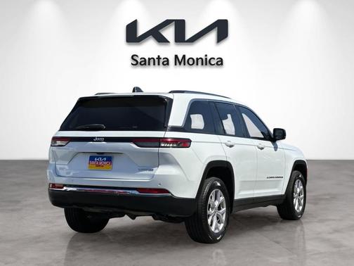 Bright White Clearcoat 2022 Jeep Grand Cherokee Limited