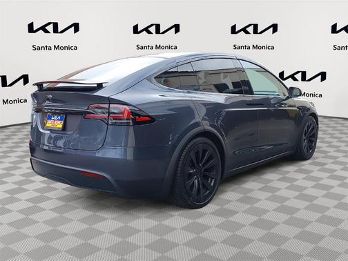 2022 Tesla Model X Base