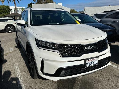 Snow White Pearl 2023 Kia Sorento Hybrid EX