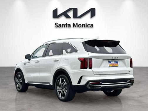 Snow White Pearl 2023 Kia Sorento Hybrid EX