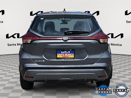 2022 Nissan Kicks S