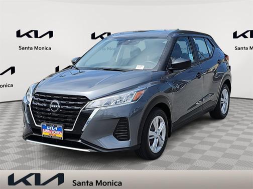 2022 Nissan Kicks S