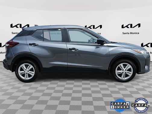 2022 Nissan Kicks S