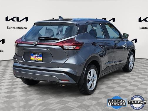 2022 Nissan Kicks S
