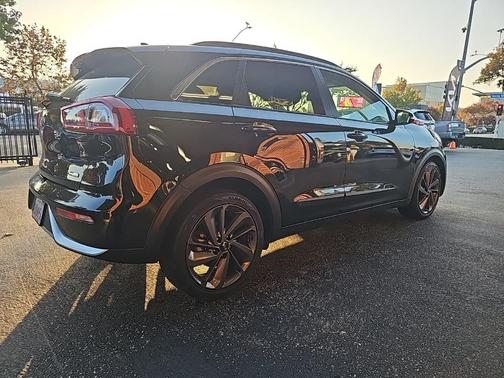 2017 Kia Niro EX