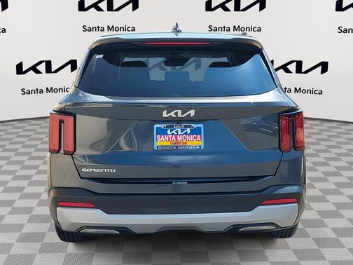 2025 Kia Sorento LX
