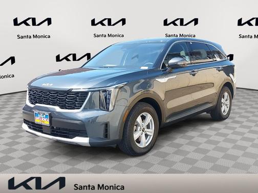 2025 Kia Sorento LX