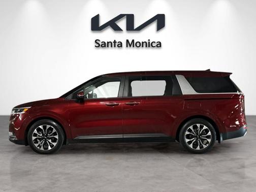 2024 Kia Carnival EX