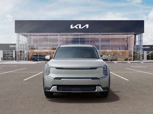 Ivory Silver 2026 Kia EV9 Light Short Range