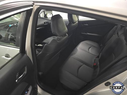 2016 Toyota Prius Three Touring
