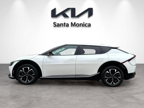 Snow White Pearl 2023 Kia EV6 Wind
