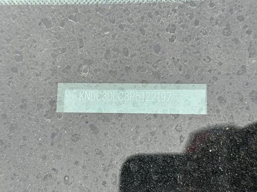Snow White Pearl 2023 Kia EV6 Wind